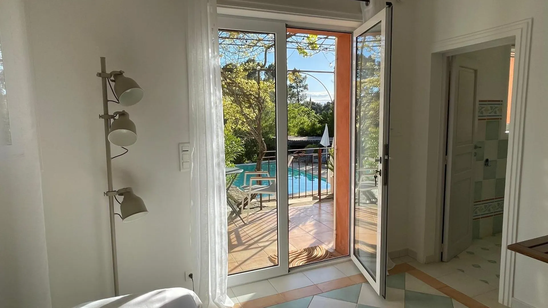 Appartement O Coeur Des Ocres à Roussillon en Isere