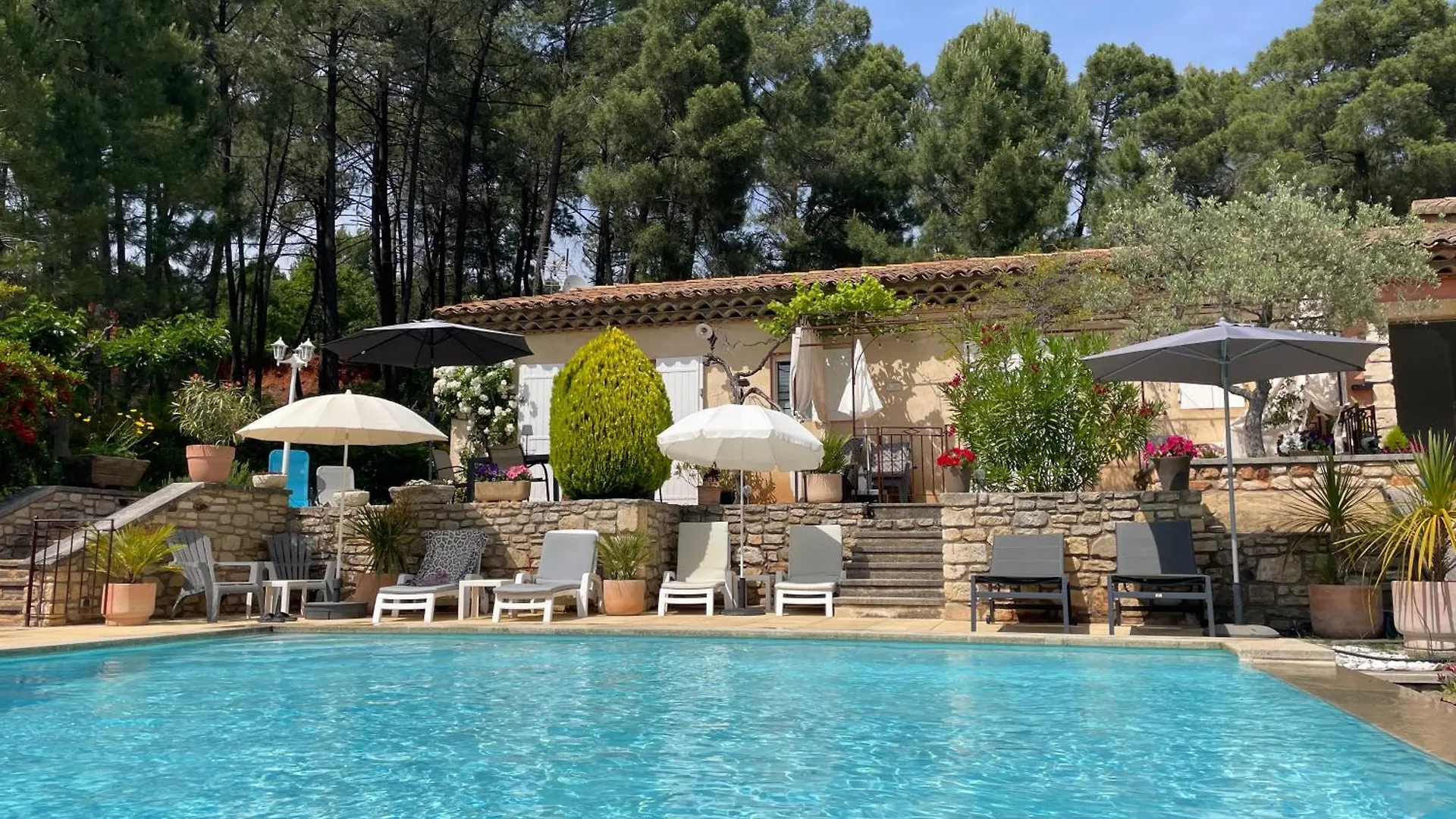 Appartement O Coeur Des Ocres à Roussillon en Isere France